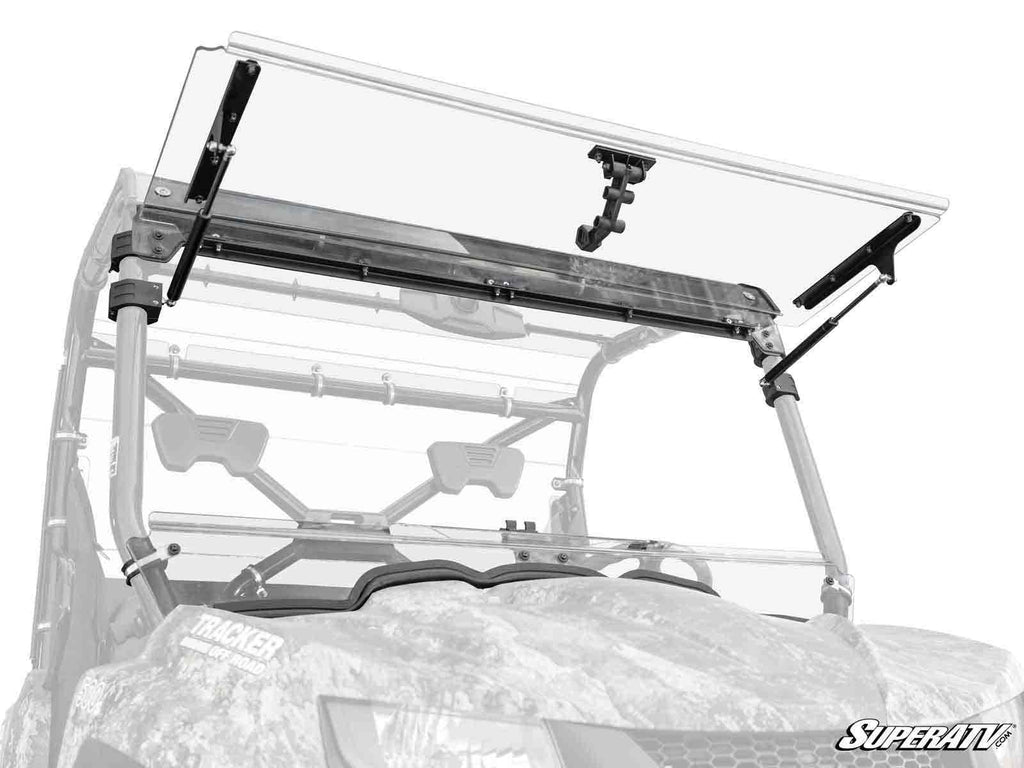 Tracker 500S Scratch-Resistant Flip Windshield